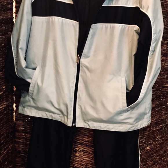 Jogging\Exercise Suit - Picture 2 of 8